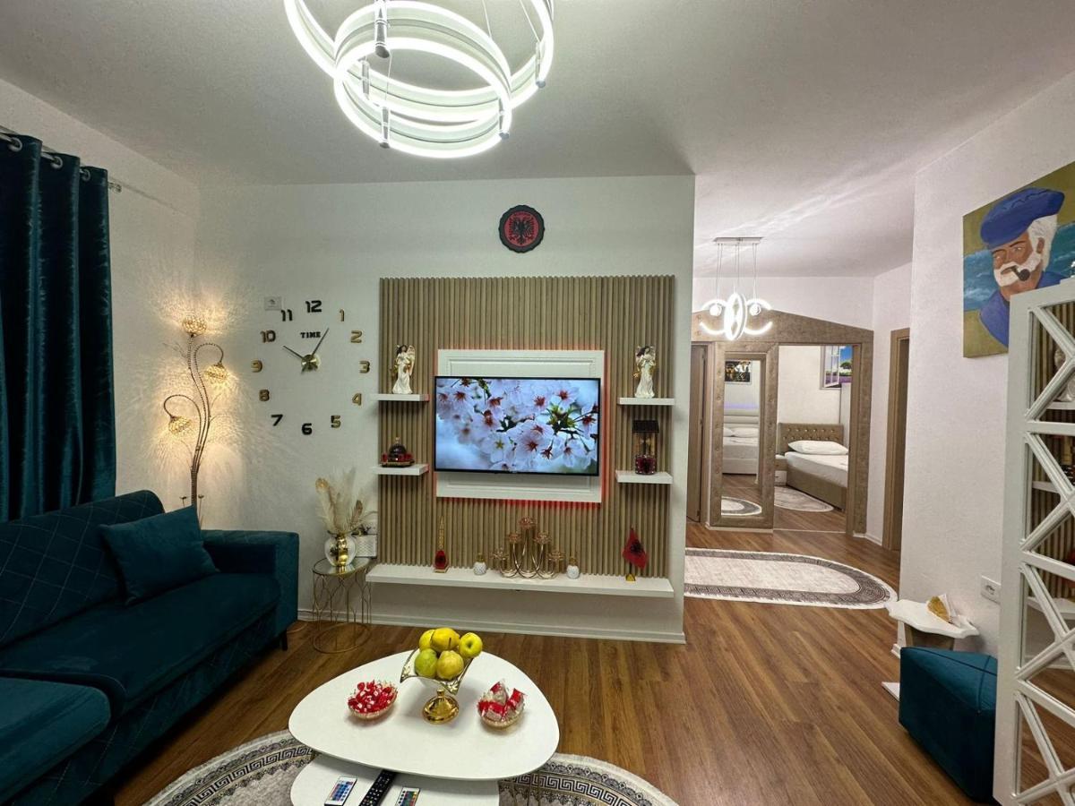 Cosy 2br Near Airport - Self Check-in 24hr